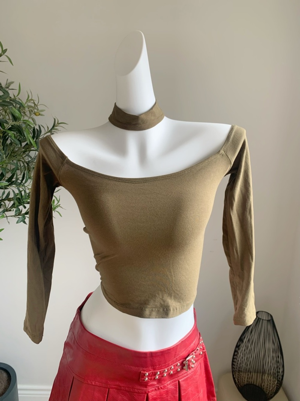 Olive Green Off Shoulder Choker Crop Top M